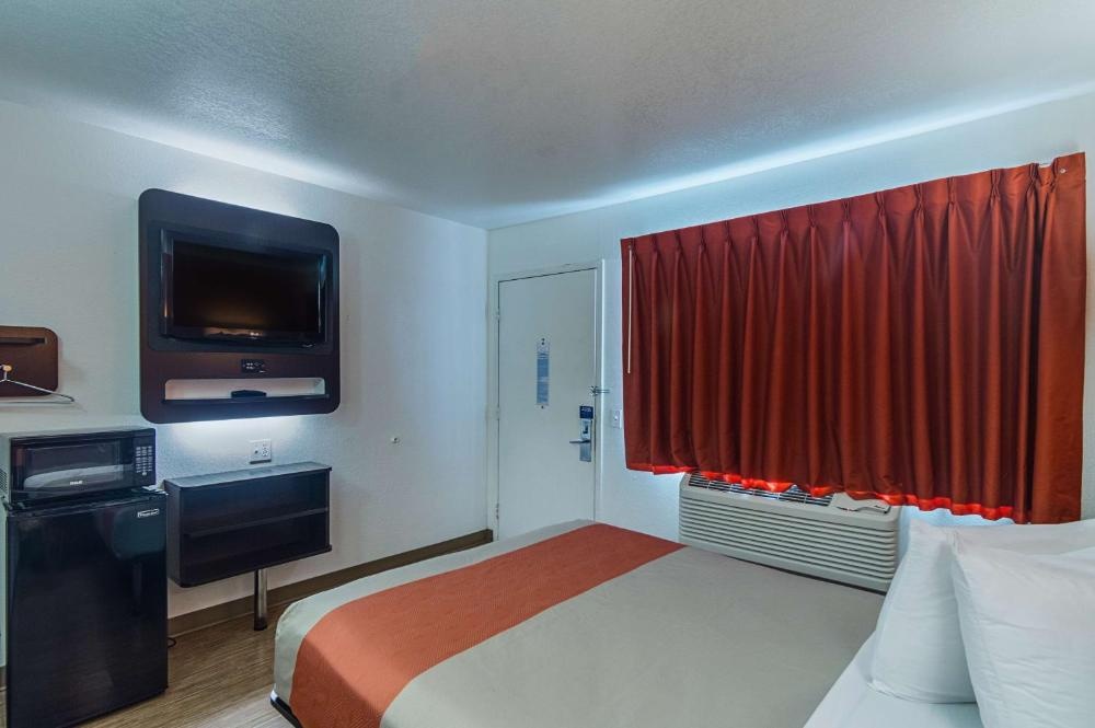 Motel 6-Ardmore, OK Image 10
