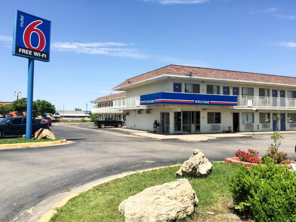 Motel 6-Ardmore, OK Image 32