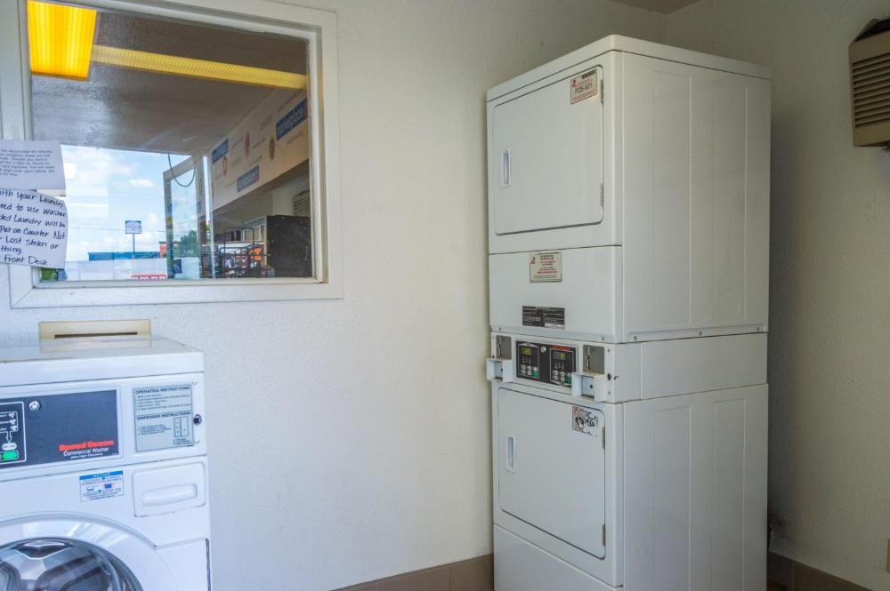 Motel 6-Ardmore, OK Image 44